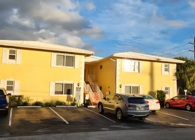 Property at 1420 SE 4th Ave #4, Pompano Beach, FL, 33060, 1 bed, 1 bath, [object Object]