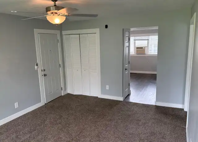 Property at 1113 6th Ave E Unit 4, Williston, ND, 58801, 2 beds, 1 bath, [object Object]