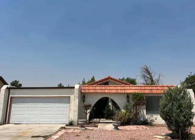 Property at 13850 Dahlgren Dr, Victorville, CA, 92395, 4 beds, 3 baths, [object Object]