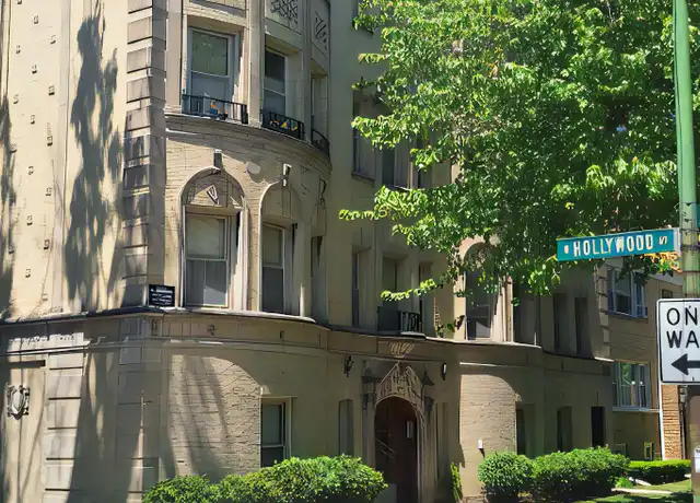 Property at 3308 W Hollywood Ave Unit 2, Chicago, IL, 60659, 1 bed, 1 bath, [object Object]
