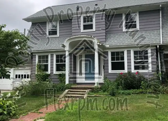 Property at 1335 Laclede Rd, Toledo, OH, 43612, 4 beds, 1.5 baths, [object Object]