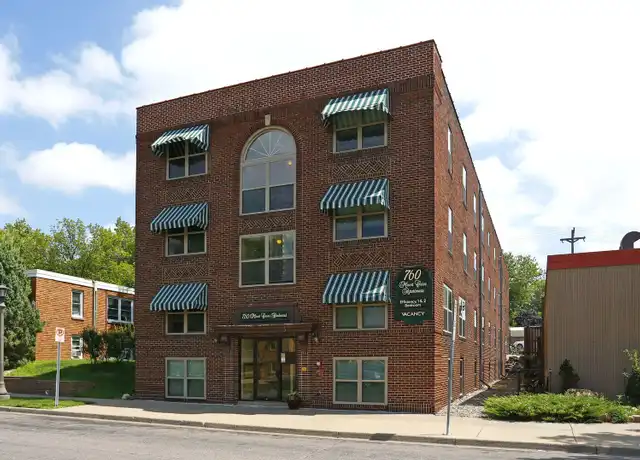 Property at 760 Mount Curve Blvd Unit 405, St Paul, MN, 55116, 2 beds, 1 bath, [object Object]