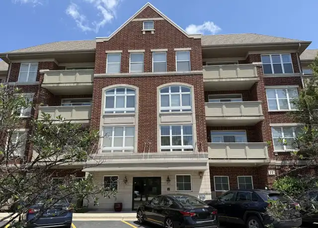 Property at 77 N Quentin Rd #204, Palatine, IL, 60067, 1 bed, 1 bath, [object Object]