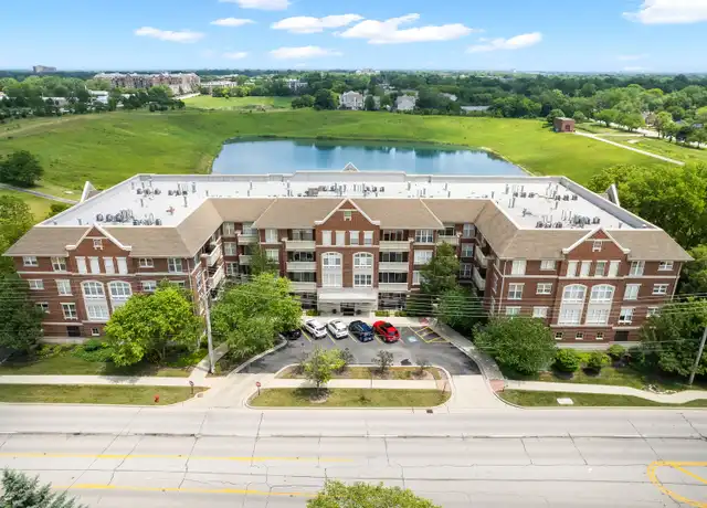 Property at 77 N Quentin Rd #204, Palatine, IL, 60067, 1 bed, 1 bath, [object Object]