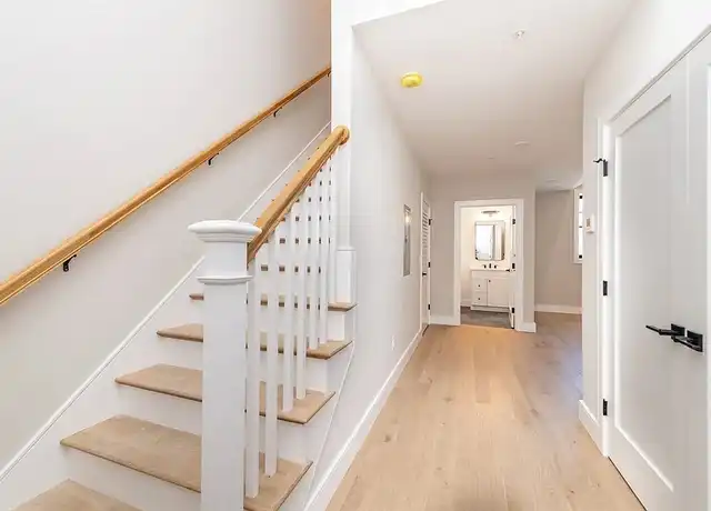 Property at 48 Franklin St Unit 402, Allston, MA, 02134, 1 bed, 1 bath, [object Object]