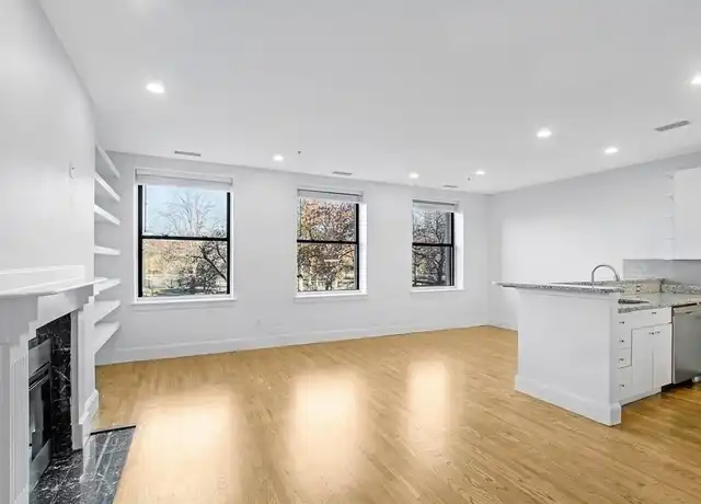 Property at 140 Boylston St Unit 3, Boston, MA, 02116, 1 bed, 1 bath, [object Object]