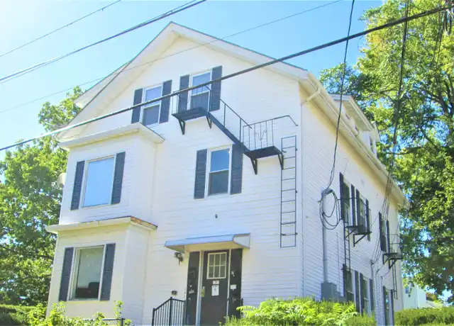 Property at 171 Garden St Unit 2, Pawtucket, RI, 02860, 0 beds, 1 bath, [object Object]