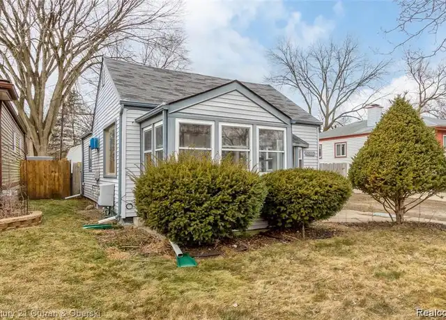 Property at 20115 Floral St, Livonia, MI, 48152, 2 beds, 1 bath, [object Object]