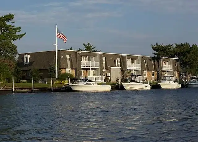 Property at Fairfield On The Bay - 33 Midship Ln, Patchogue, NY, 11772, 1 bed, 1 bath, [object Object]