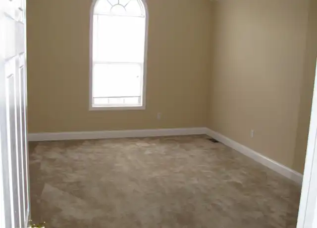 Property at 593 Hampton Way Unit 2, Richmond, KY, 40475, 3 beds, 2.5 baths, [object Object]