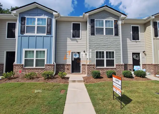 Property at 325 Ashigan St, Union City, GA, 30291, 3 beds, 2.5 baths, [object Object]