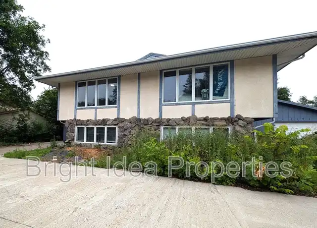 Property at 1173 County Road B W, Saint Paul, MN, 55113, 3 beds, 1.5 baths, [object Object]