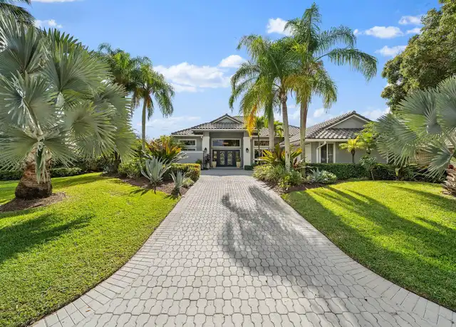Property at 140 Thornton Dr, Palm Beach Gardens, FL, 33418, 4 beds, 3.5 baths, [object Object]