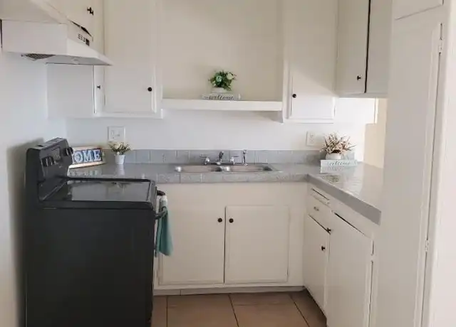 Property at 508 S Victoria Ave Unit 17, Corona, CA, 92879, 1 bed, 1 bath, [object Object]
