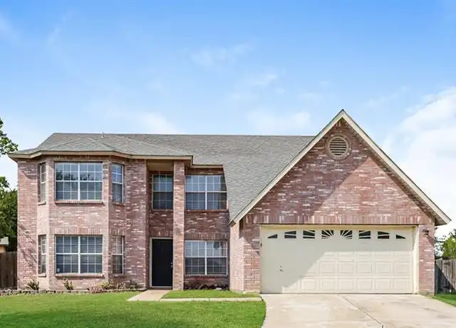 Property at 301 Sunset Oaks Dr, Fort Worth, TX, 76112, 3 beds, 2 baths, [object Object]