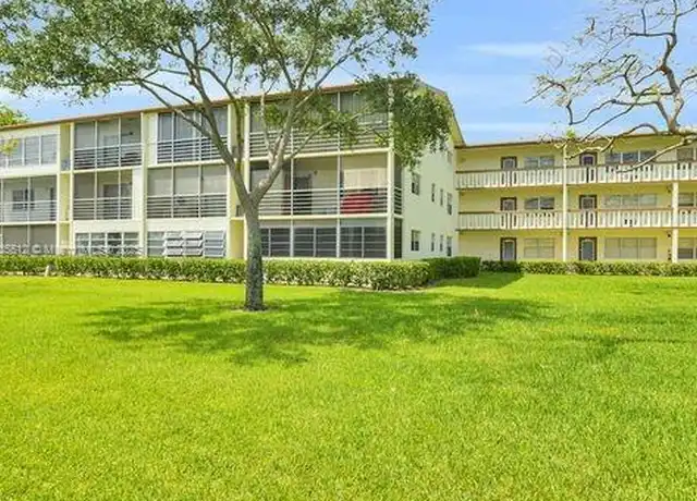 Property at 221 Mansfield F Unit F, Boca Raton, FL, 33434, 2 beds, 1.5 baths, [object Object]