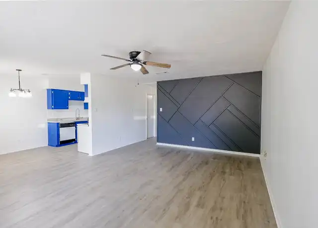 Property at 1200 Airline Dr, College Station, TX, 77845, 2 beds, 1 bath, [object Object]