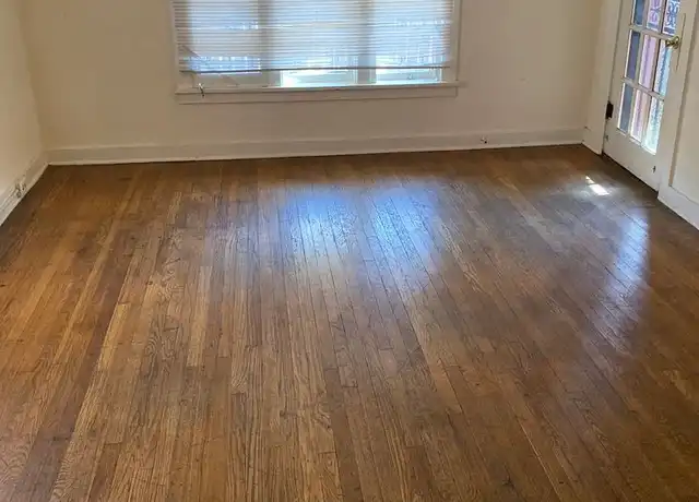 Property at 117 Mesa St SE Unit 117, Albuquerque, NM, 87106, 1 bed, 1 bath, [object Object]
