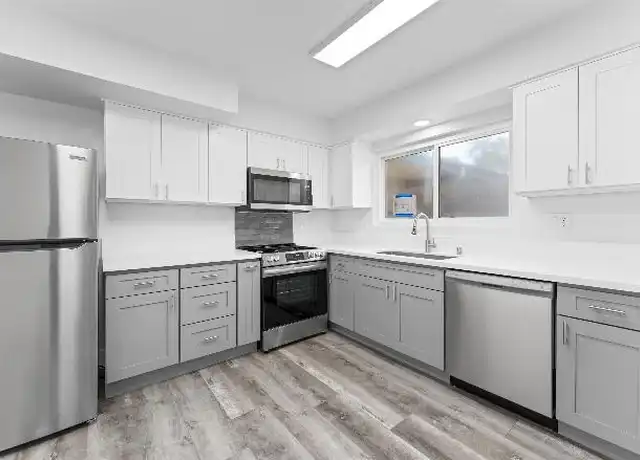 Property at 323 14th St, Huntington Beach, CA, 92648, 2 beds, 1 bath, [object Object]