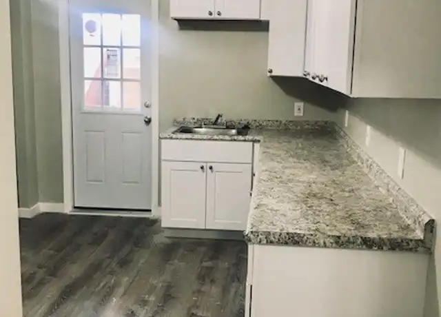Property at 325 Linden Ave Unit Top floor, Pittsburgh, PA, 15215, 3 beds, 1 bath, [object Object]