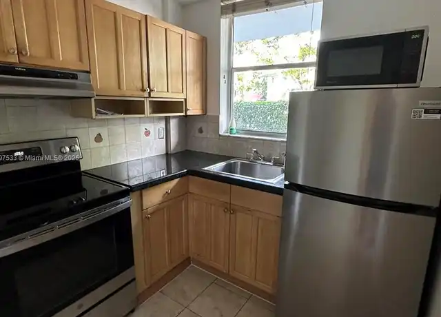 Property at 1801 S Treasure Dr #102, North Bay Village, FL, 33141, 1 bed, 1 bath, [object Object]