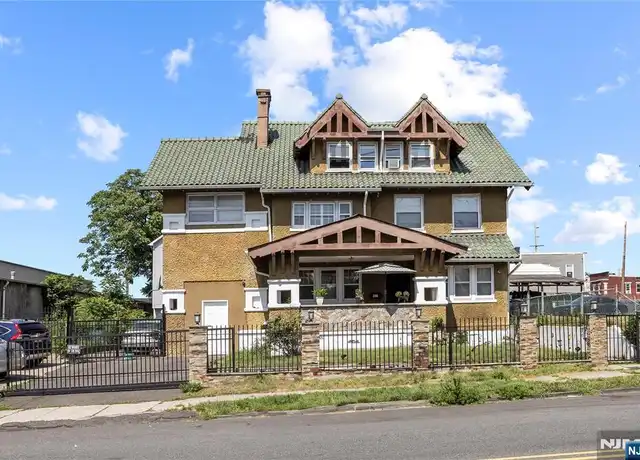 Property at 280 E 18th St Unit 2, Paterson, NJ, 07524, 2 beds, 1 bath, [object Object]