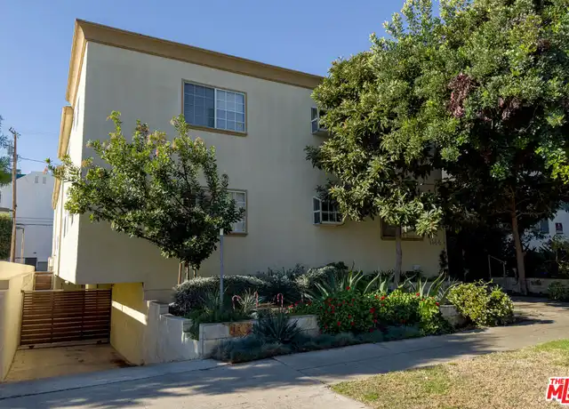 Property at 1144 10th St #10, Santa Monica, CA, 90403, 1 bed, 1 bath, [object Object]