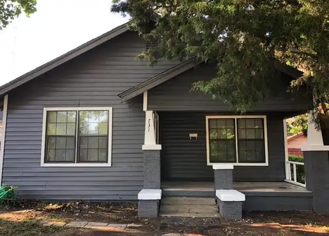 Property at 731 E Lowden St, Fort Worth, TX, 76104, 2 beds, 1 bath, [object Object]