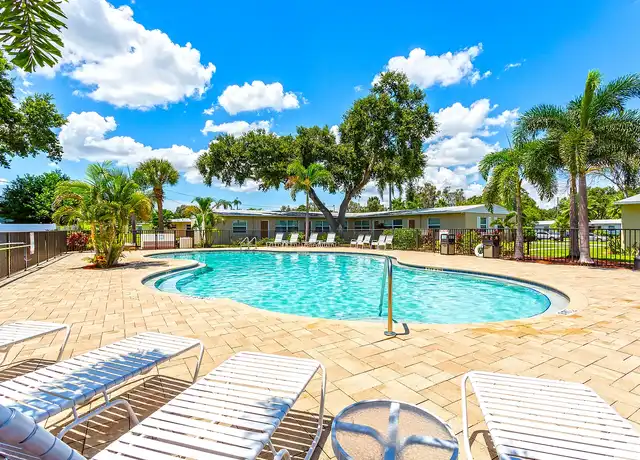 Property at Woodlawn Park - 1646 18th Ave N, St. Petersburg, FL, 33713, 2 beds, 1 bath, [object Object]