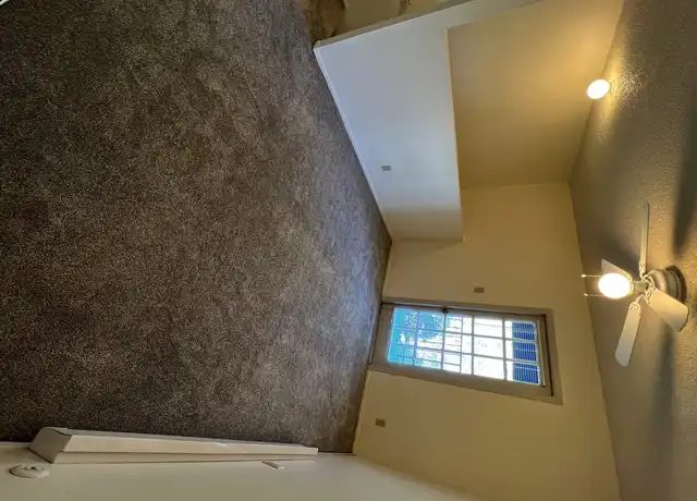 Property at 612 Morris St NE Unit 05, Albuquerque, NM, 87123, 1 bed, 1 bath, [object Object]