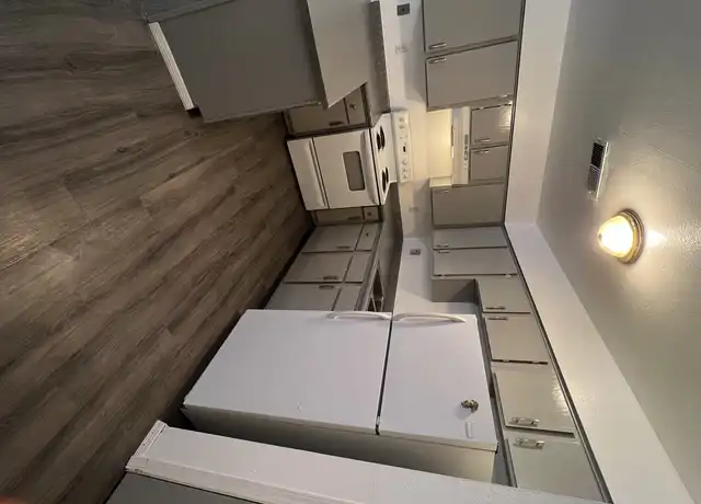 Property at 612 Morris St NE Unit 05, Albuquerque, NM, 87123, 1 bed, 1 bath, [object Object]