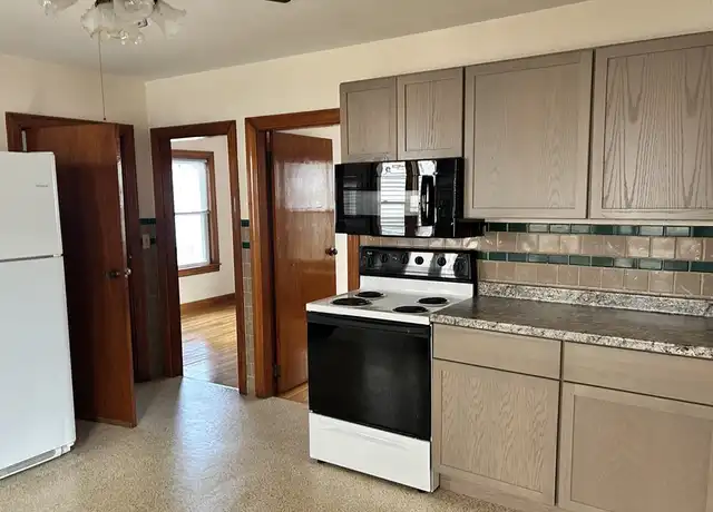 Property at 41 School St Unit 1, Milford, MA, 01757, 2 beds, 1 bath, [object Object]
