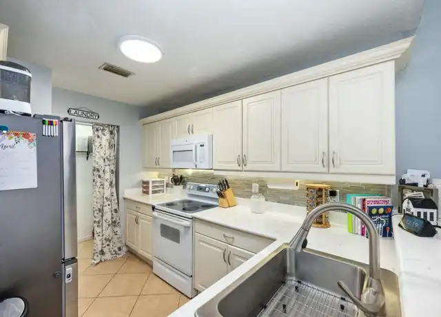 Property at 2905 Hidden Hills Rd #2209, West Palm Beach, FL, 33411, 3 beds, 2.5 baths, [object Object]