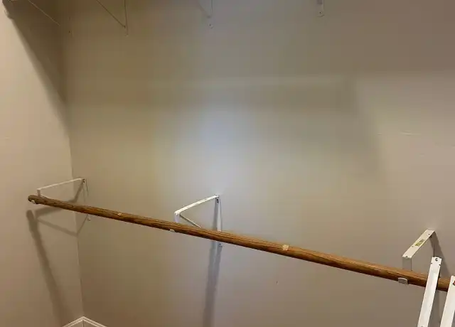 Property at 8 Clarence St Unit 1, Worcester, MA, 01605, 2 beds, 1 bath, [object Object]