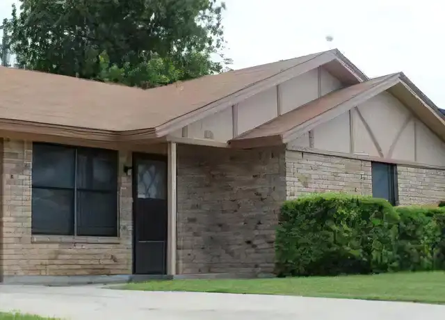 Property at 834 Michelle Dr, Copperas Cove, TX, 76522, 3 beds, 2 baths, [object Object]