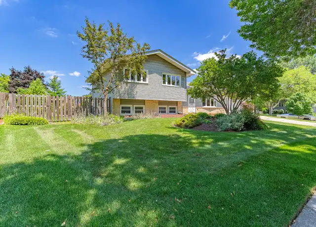 Property at 620 Lamorak Dr, Schaumburg, IL, 60193, 3 beds, 2 baths, [object Object]