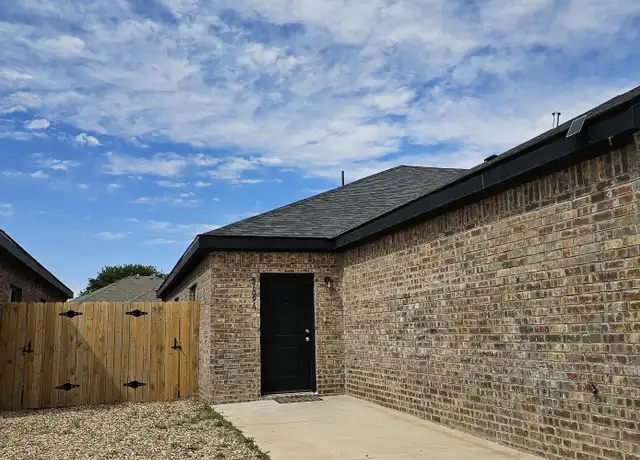 Property at 5709 Kemper St Unit A, Lubbock, TX, 79416, 3 beds, 3 baths, [object Object]