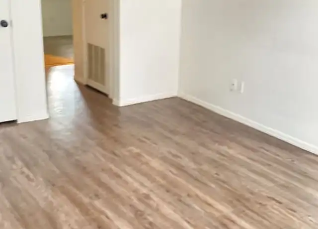 Property at 905 Raleigh St Unit 37, Fort Smith, AR, 72901, 1 bed, 1 bath, [object Object]