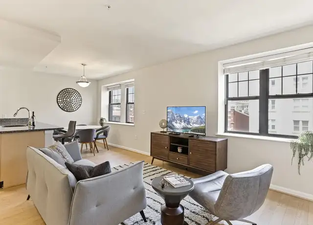 Photo of 1630 R St NW, Washington, DC 20009