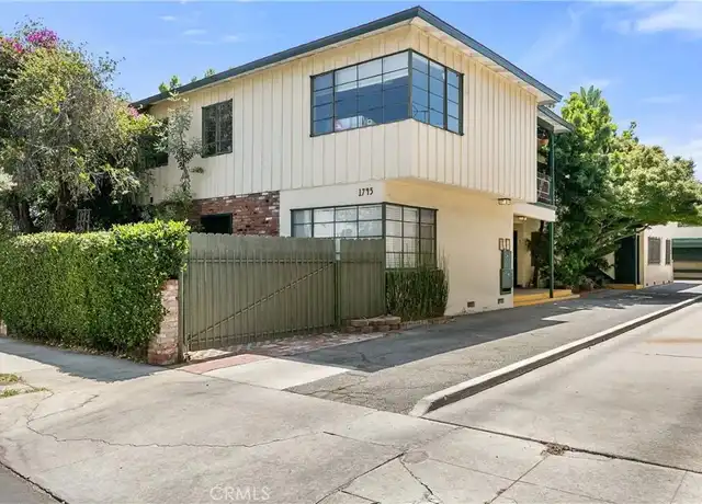 Property at 1745 Mariposa Ave Unit 6, Los Angeles, CA, 90027, 2 beds, 1 bath, [object Object]