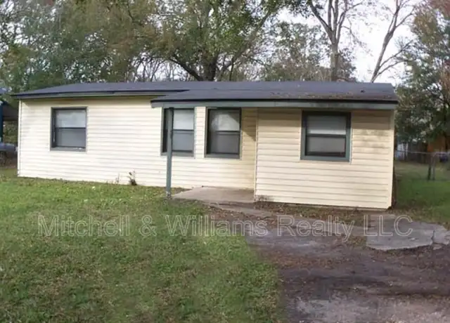 Property at 2945 W 11th St, Jacksonville, FL, 32254, 3 beds, 1 bath, [object Object]