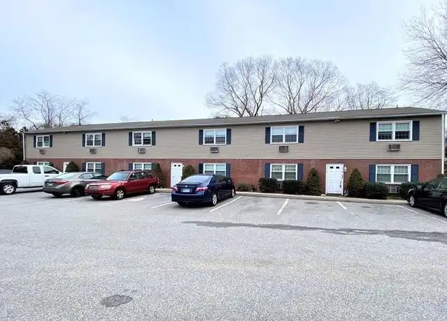 Property at 3 Peggy Ln, Niantic, CT, 06357, 1 bed, 1 bath, [object Object]
