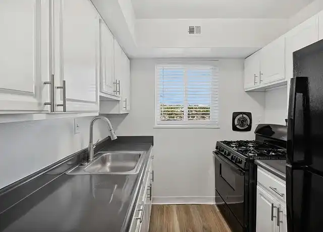 Property at ReNew Alexandria - 3529 Leesburg Ct, Alexandria, VA, 22302, 2 beds, 1 bath, [object Object]