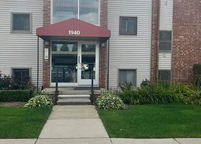 Property at 1940 Klingensmith Rd Unit 47b, Bloomfield Twp, MI, 48302, 2 beds, 2 baths, [object Object]