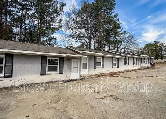 Property at 501 Weaver St Unit 1, Spring Lake, NC, 28390, 2 beds, 1 bath, [object Object]