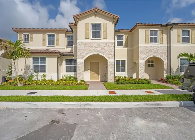 Property at 2858 SE 25th Ave, Homestead, FL, 33035, 3 beds, 2.5 baths, [object Object]