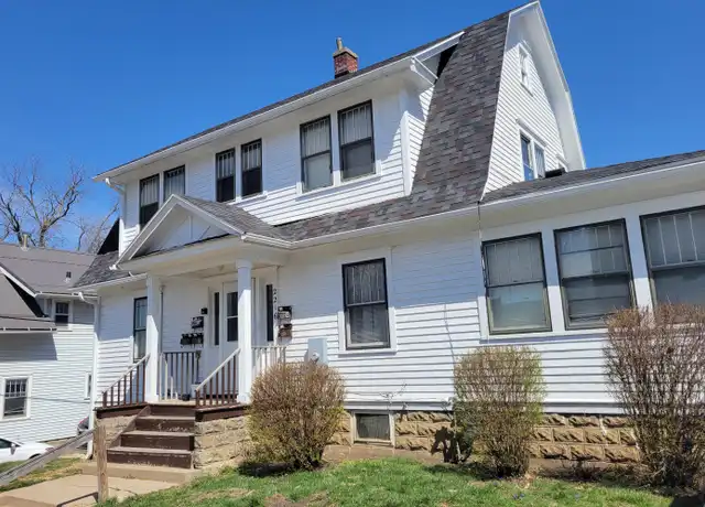 Property at 2216 Merner Ave Unit 3, Cedar Falls, IA, 50613, 2 beds, 1 bath, [object Object]
