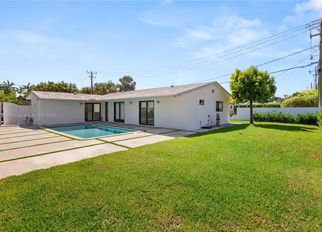 Property at 6010 SW 108th Pl, Miami, FL, 33173, 4 beds, 3 baths, [object Object]
