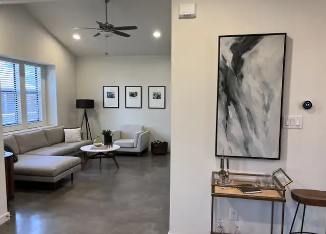 Property at 1118 N Olive St, San Antonio, TX, 78202, 3 beds, 2.5 baths, [object Object]