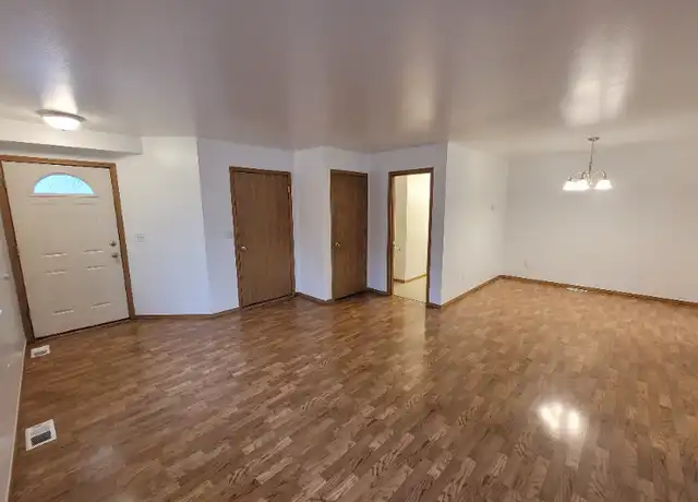 Property at 8231 Williwa Ave, Anchorage, AK, 99504, 3 beds, 2 baths, [object Object]